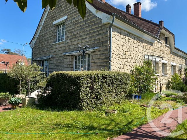 maison à vendre - 10 pièces - 370.0 m2 - PONTAULT COMBAULT - 77 - ILE-DE-FRANCE - Century 21 Famidly